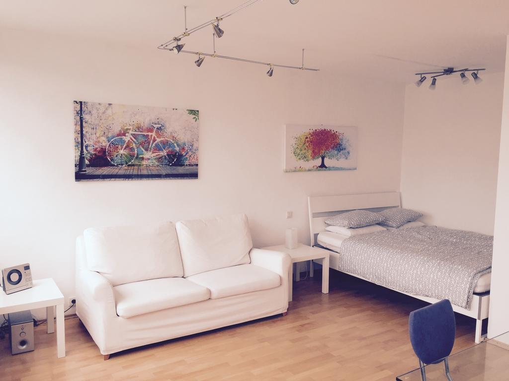 Affordable Studio Near City Center Відень Екстер'єр фото