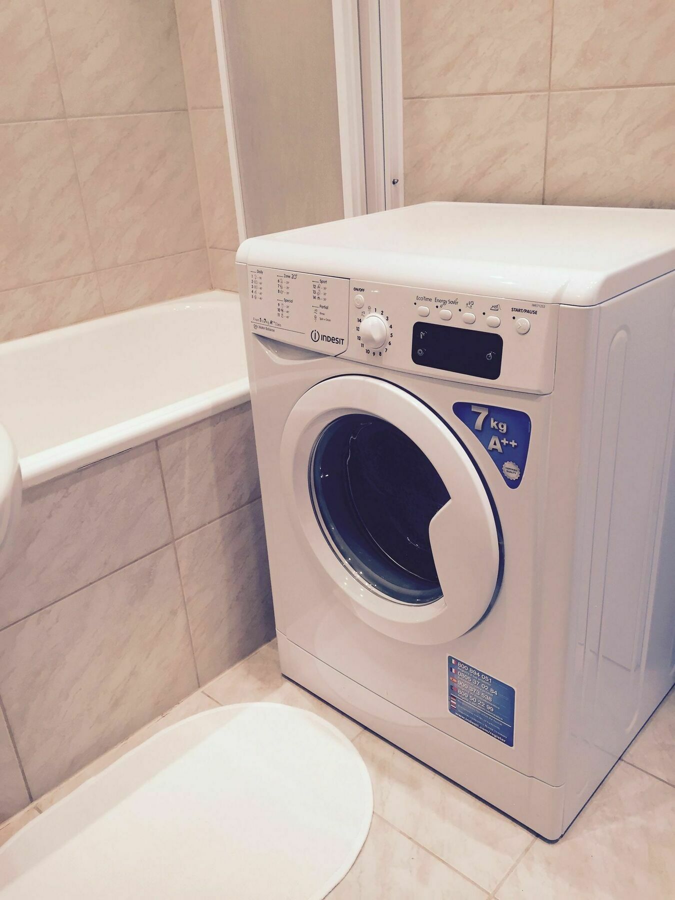 Affordable Studio Near City Center Відень Екстер'єр фото